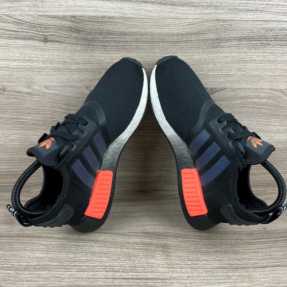 Adidas Originals NMD R1 Training Shoe - Picture 5 of 8